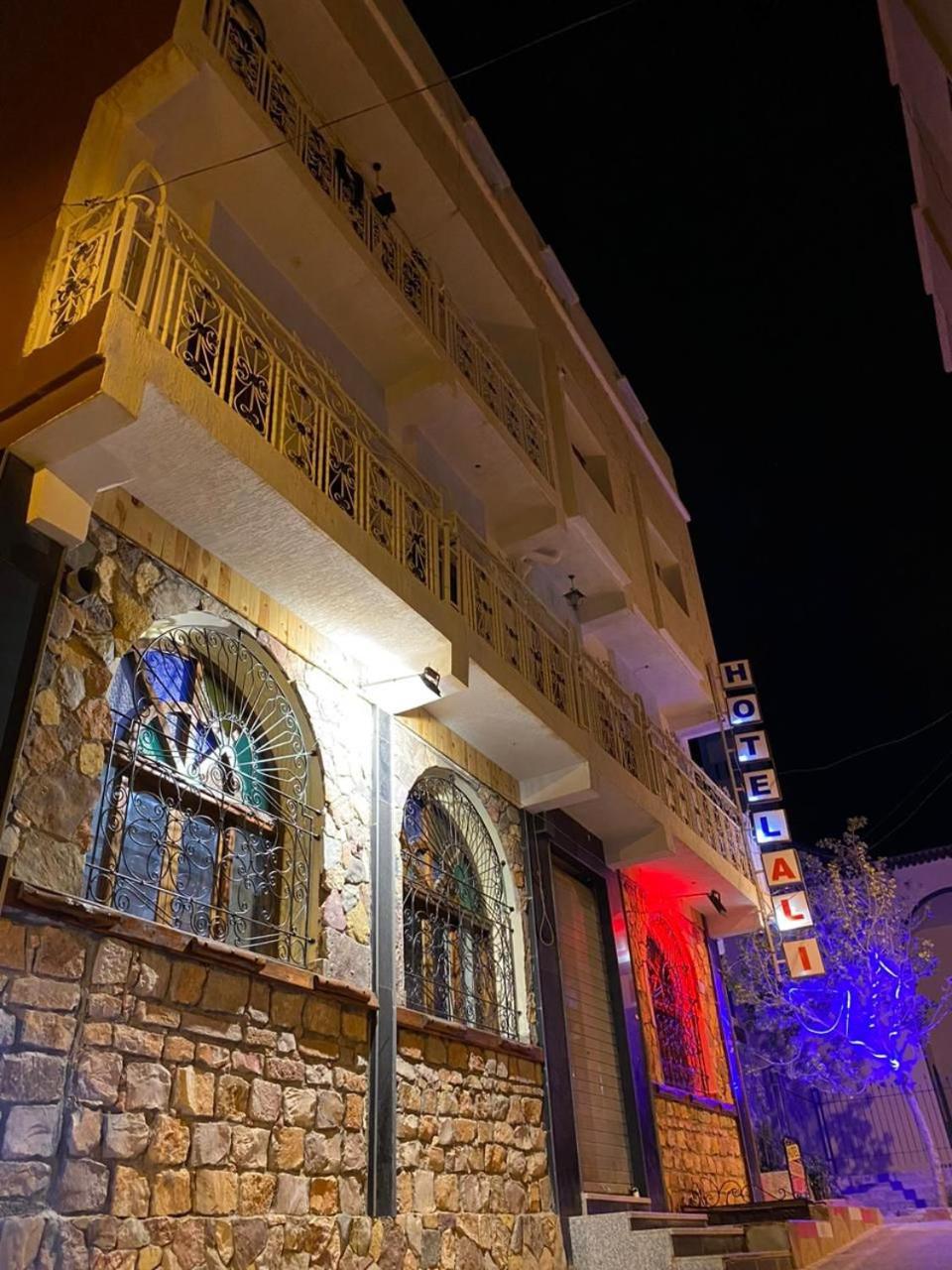 Hotel Restaurant Ali 미델트 외부 사진