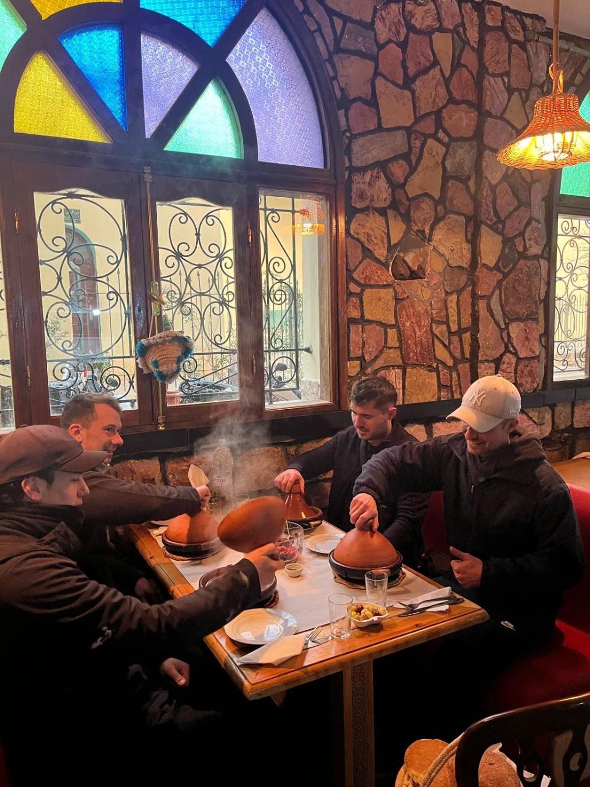 Hotel Restaurant Ali 미델트 외부 사진
